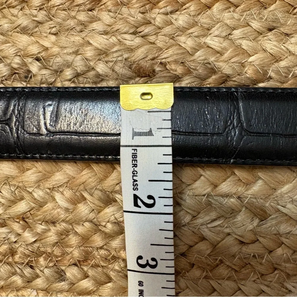 Brighton Women’s Black Embossed Belt Size ML /32 Excellent Used Condition!
